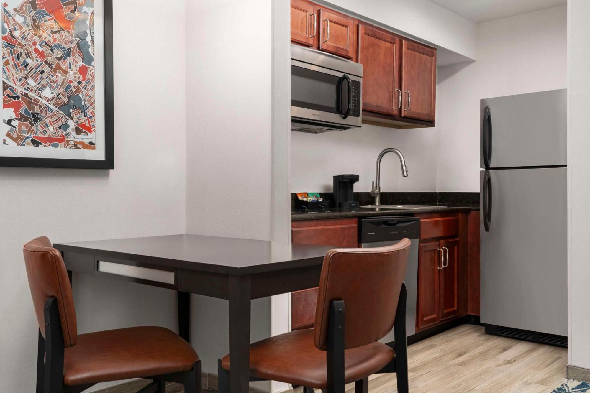 Homewood Suites By Hilton Boston Cambridge-Arlington, Ma Экстерьер фото