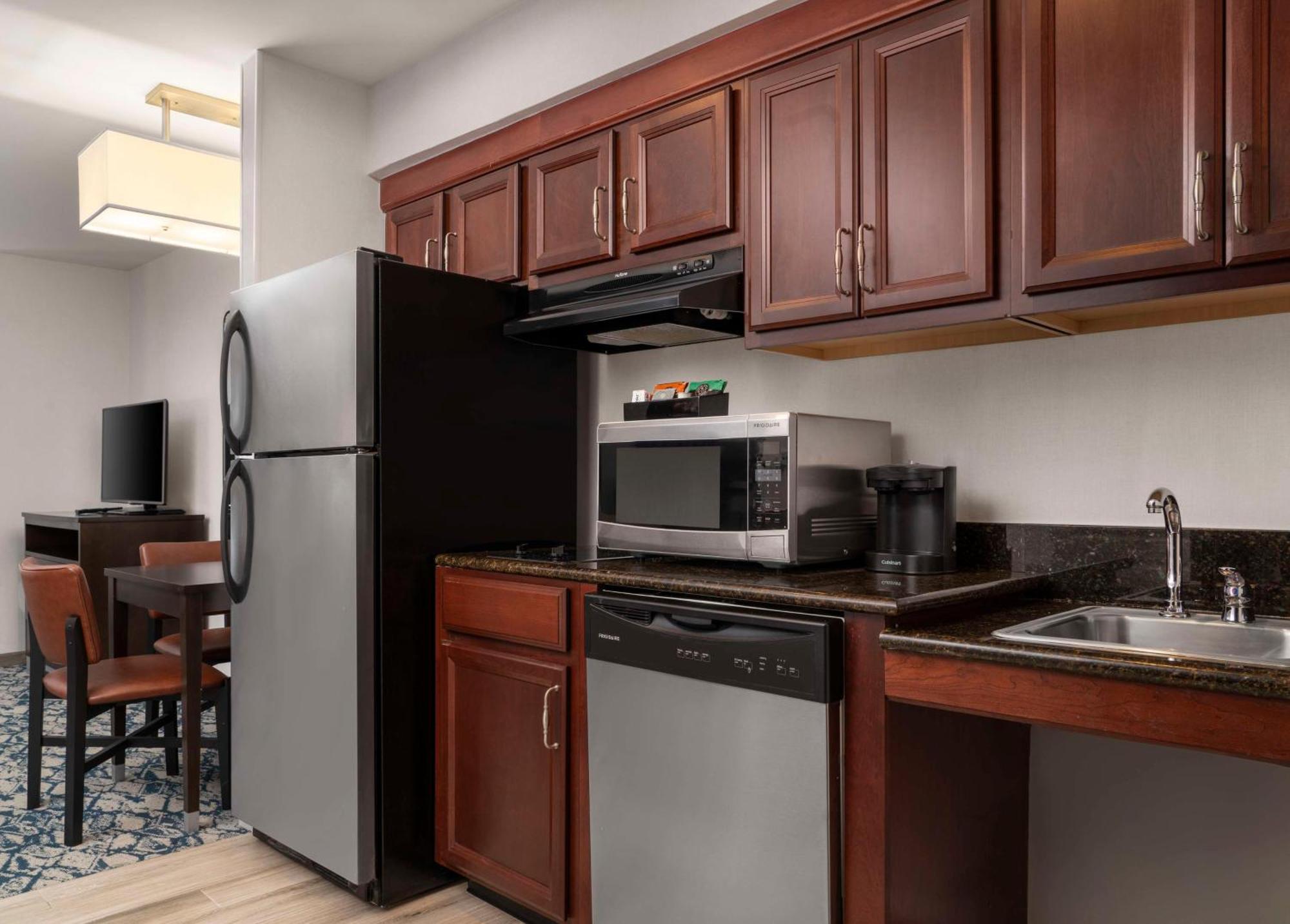 Homewood Suites By Hilton Boston Cambridge-Arlington, Ma Экстерьер фото