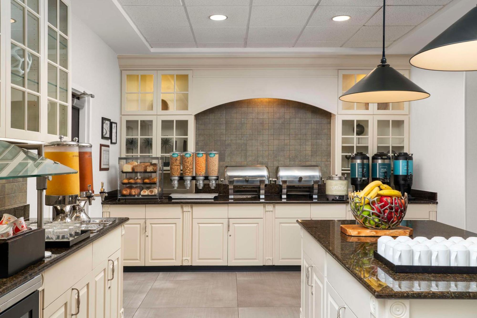 Homewood Suites By Hilton Boston Cambridge-Arlington, Ma Экстерьер фото